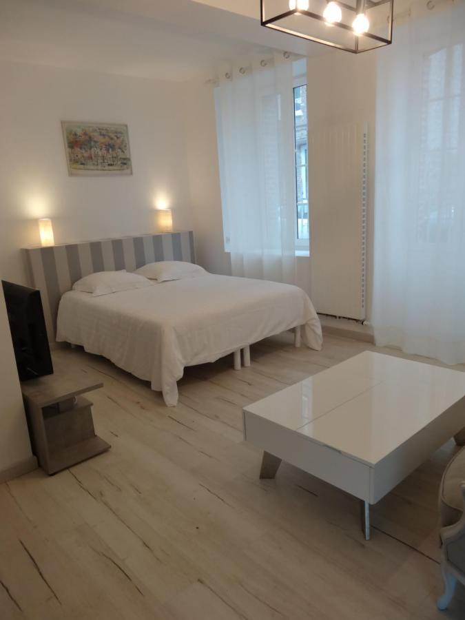 Les Petites Tuileries Bed & Breakfast Bray-sur-Seine Luaran gambar